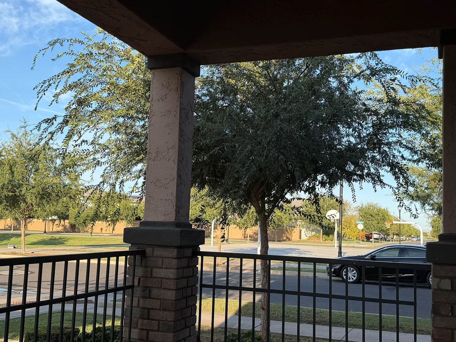 4 bed, 2132 sqft, $3,000 — Photo 2