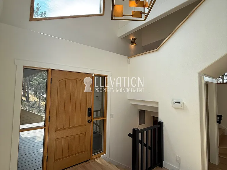 1955 NW Brogan — Photo 3