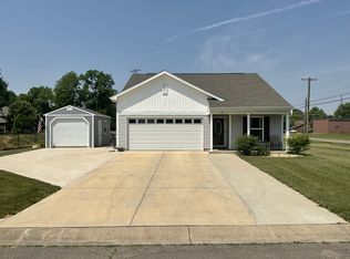 1001 Oregon Way, Anderson, IN 46011