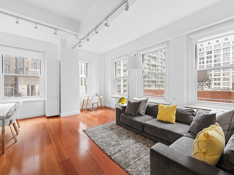 1st image of 80 John St APT 16A