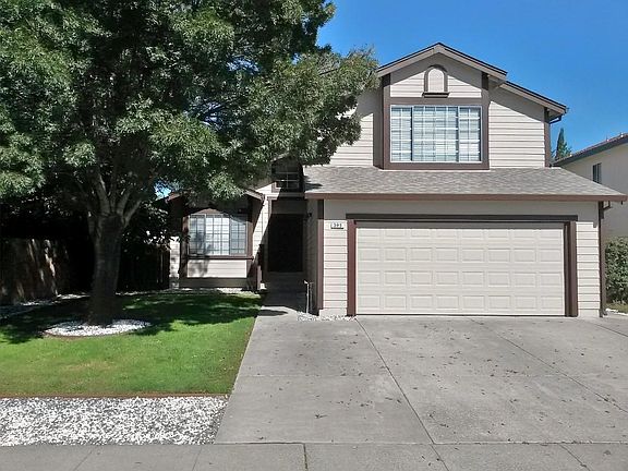 2nd image of 395 Killingsworth Cir