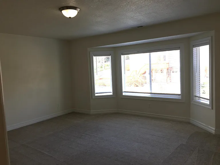 11354 SE Cascade View Dr — Photo 9