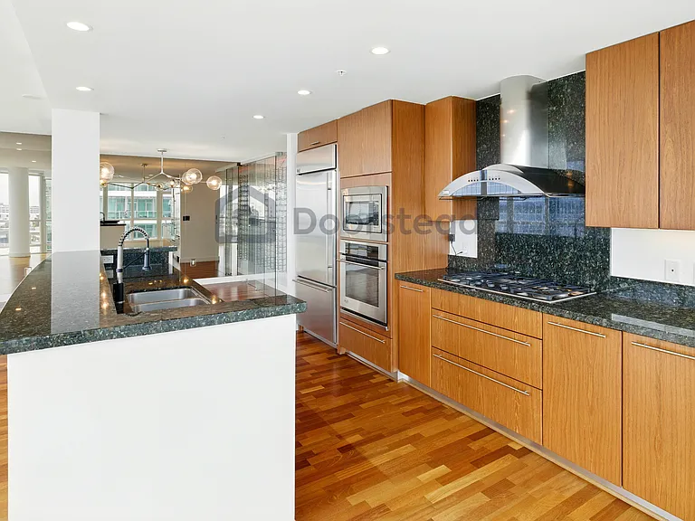 3141 Michelson Dr #1008 — Photo 15