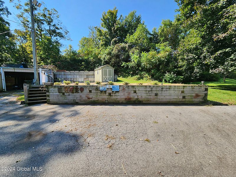 4th image of 2330 River Road