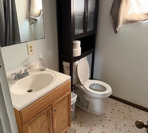 5th image of 1810 Ridgeview Dr