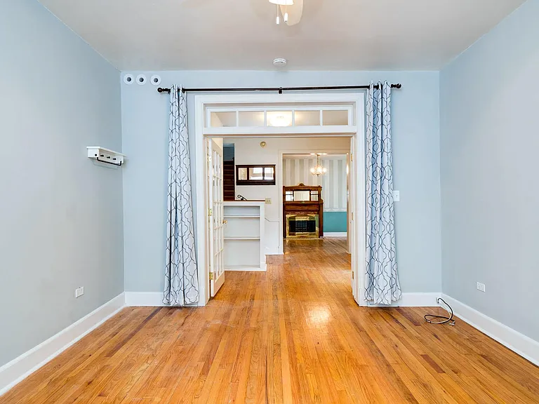 1016 Garnett Pl — Photo 7