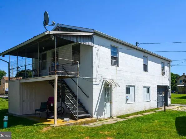 122 State St, Middletown, PA 17057