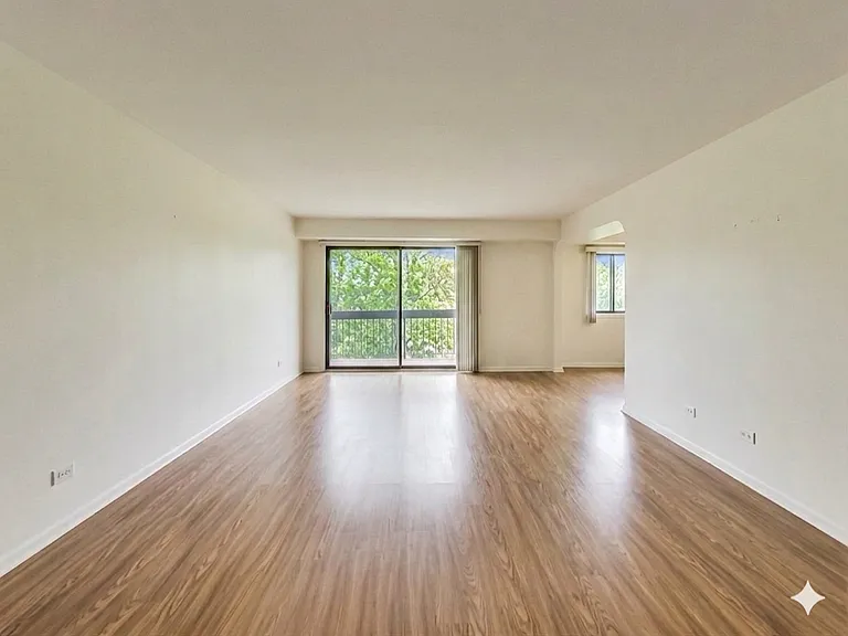 1132 E Randville Dr #2F — Photo 3