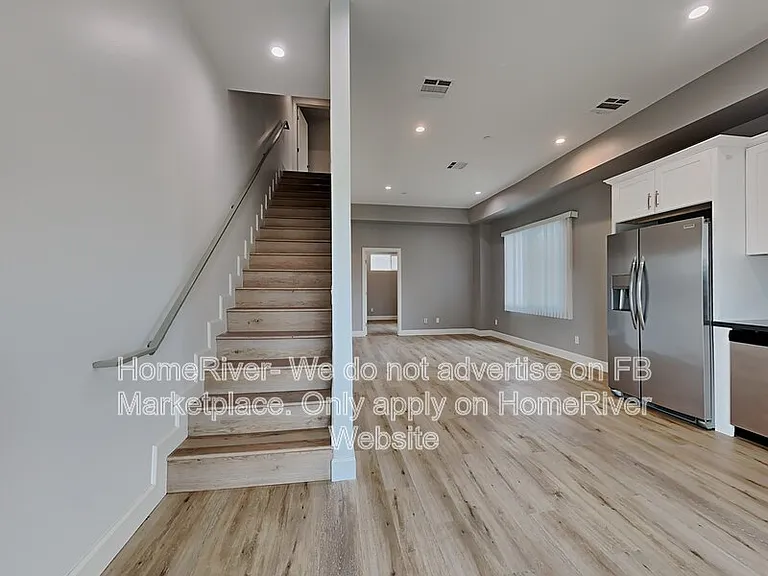 5749.5 Klump Ave — Photo 4