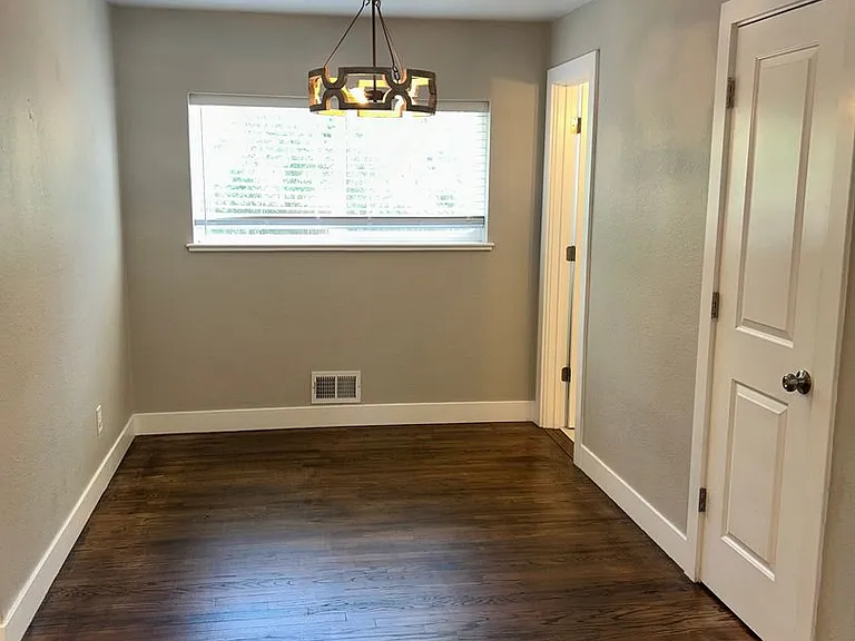 1544 S Chase Ct — Photo 7
