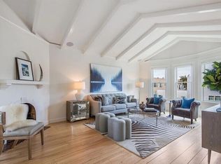 2235 Beach St APT 301, San Francisco, CA 94123