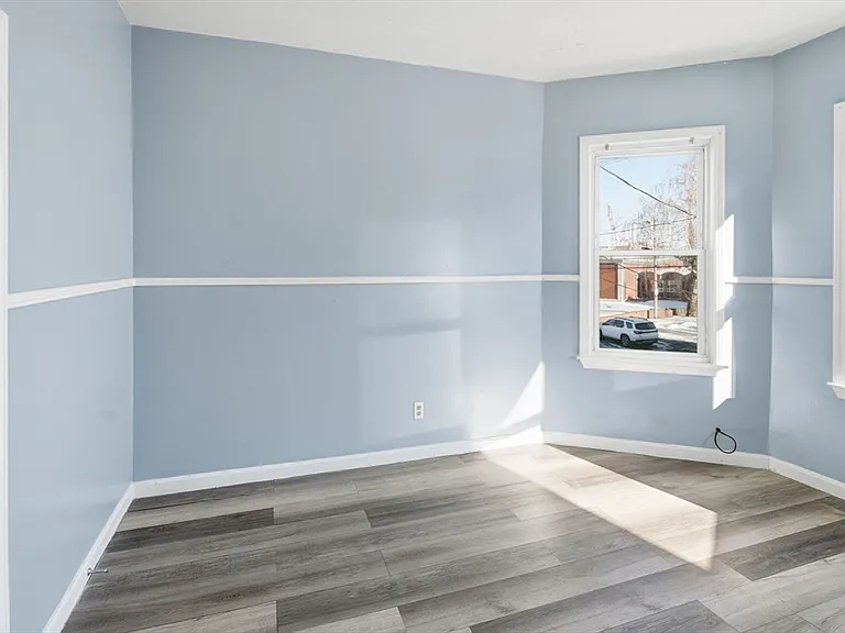 857 S 1st St #2 — Photo 15