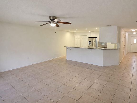 2nd image of 627 Bluebill Ct