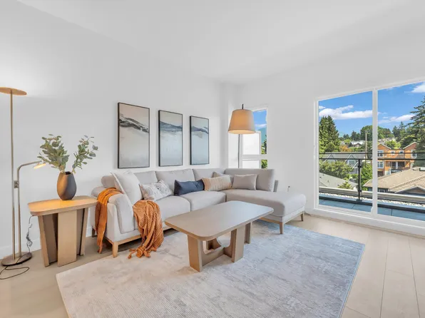 422 E 3rd St #510, North Vancouver, BC V7L 0K1