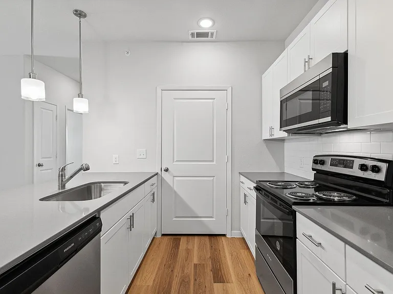 Stone Creek Flats - Brand New Apartments in Sherman, Texas — Photo 50