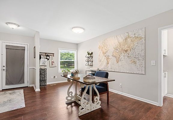 5th image of 418 Winfrey Dr