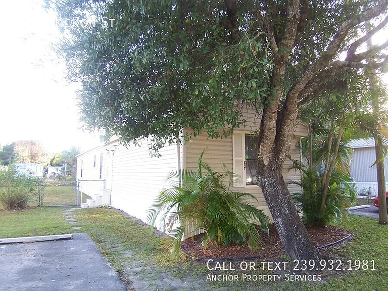 247 Stockton St — Photo 18