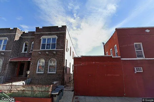 241 E 96th St #2R — Photo 1