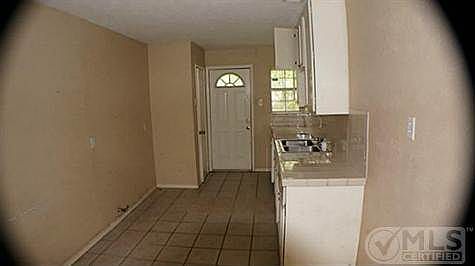 5th image of 219 Alto Dr