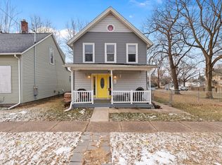 1219 W 8th St, Davenport, IA