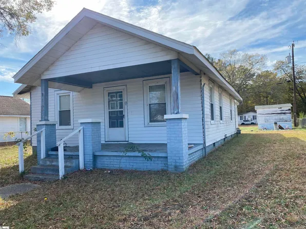 278 Locust St, Clinton, SC 29325