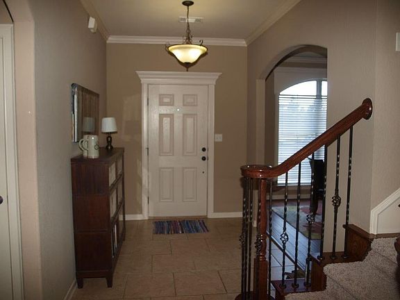 5th image of 2556 N Surtees Pl