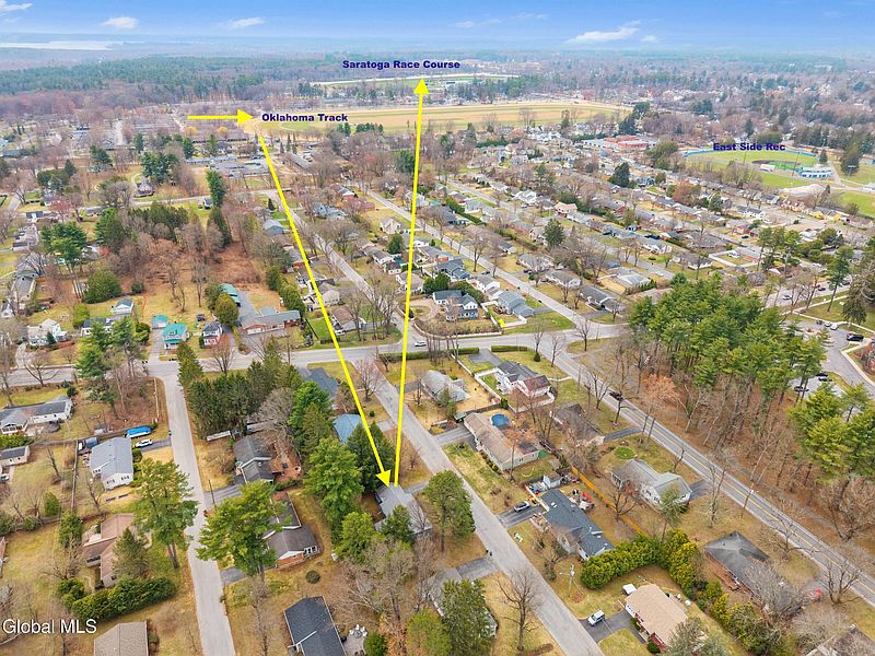 3rd image of 6 Springwood Drive