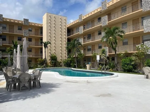 2145 Pierce St APT 403, Hollywood, FL 33020