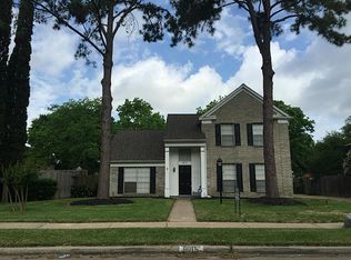 8015 Sunny Ridge Dr, Houston, TX 77095