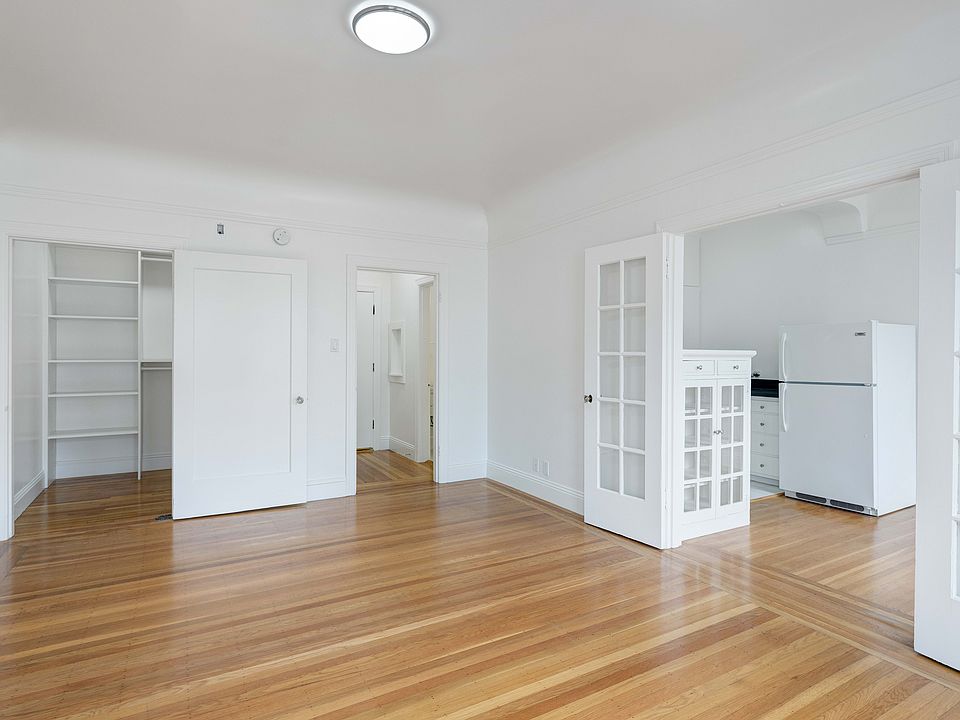 1st image of 1895 Jefferson St #204