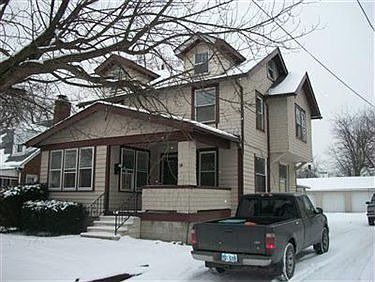 2nd image of 58 Russell Ave
