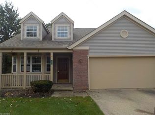 280 Finchfield Cir, Macedonia, OH 44056