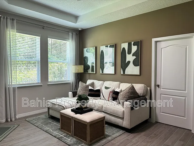 2168 Greenwood Oak Dr — Photo 6