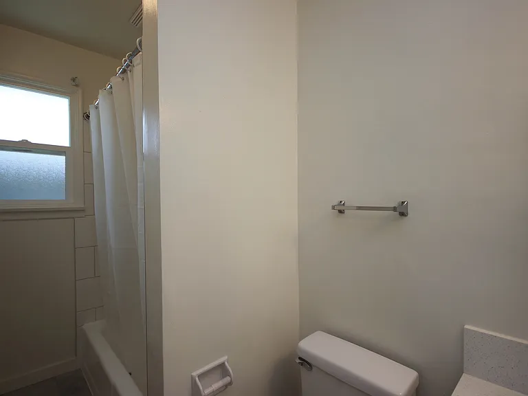 1245 Del Rey Ave — Photo 14