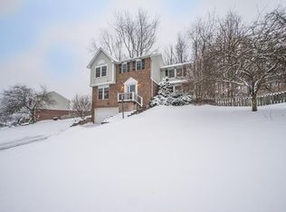 297 Sutherland Dr, Venetia, PA 15367