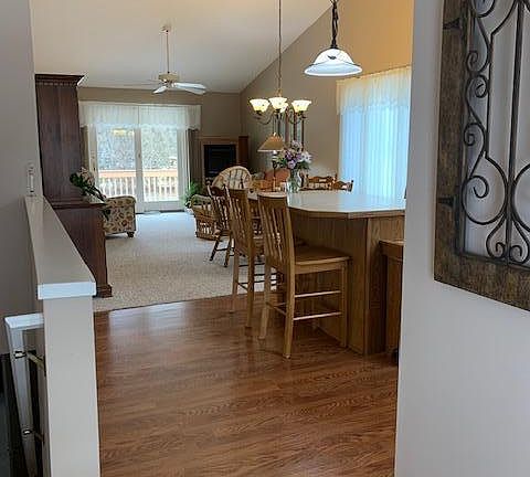 3rd image of 4438 Cedar Ln