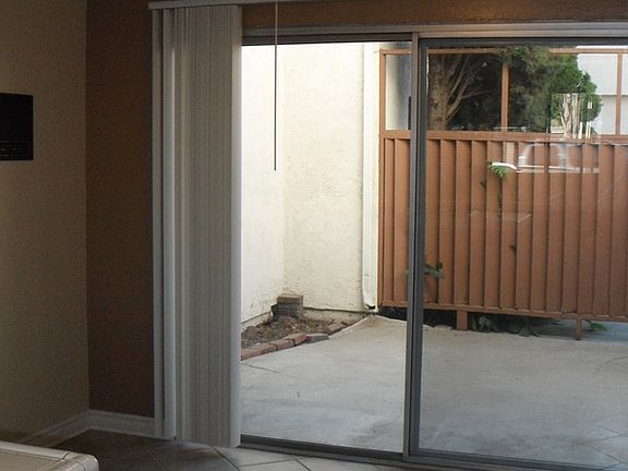4th image of 10717 Western Ave #1574