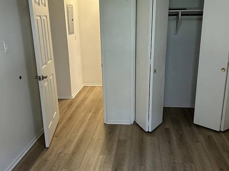 21110 Wood Ave #D — Photo 7