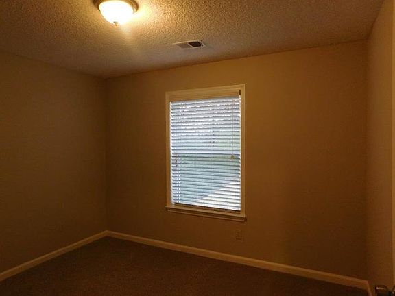 4th image of 5255 Annandale Dr