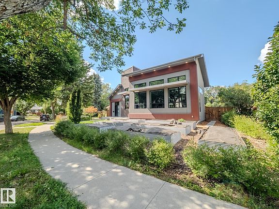 5th image of 8704 92b Ave NW