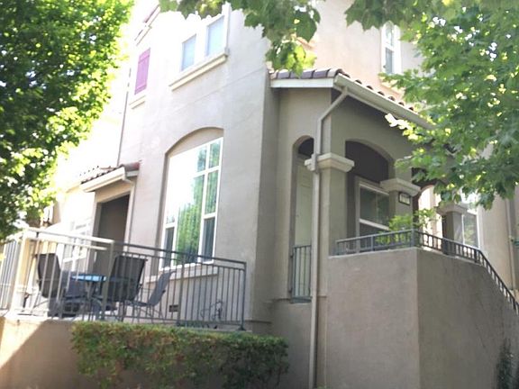 2nd image of 2727 Corde Terra Cir