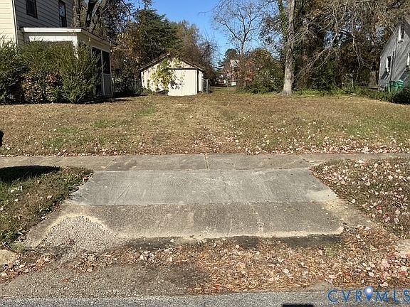 2nd image of 1633 Stuart Ave