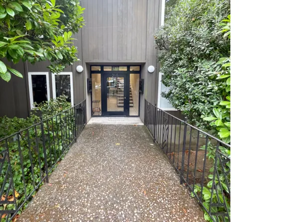 215 Throckmorton Ave #1, Mill Valley, CA 94941