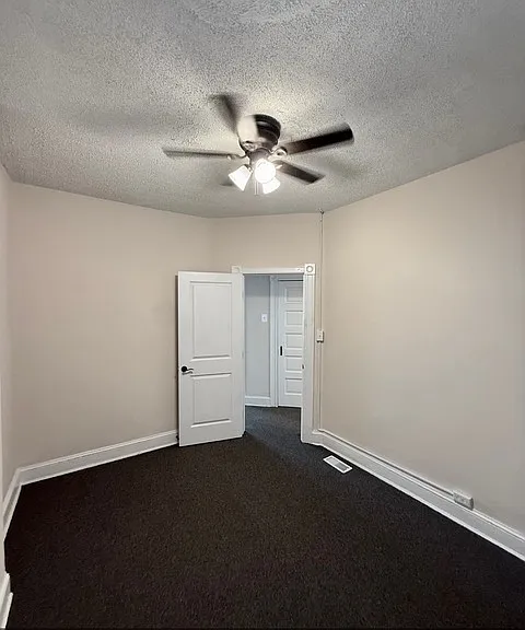 1633 Appleton St — Photo 6