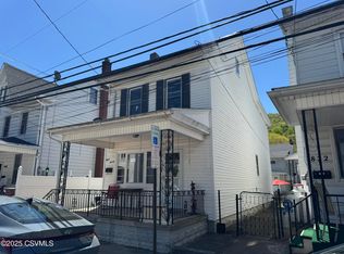820 Center St, Coal Township, PA 17866