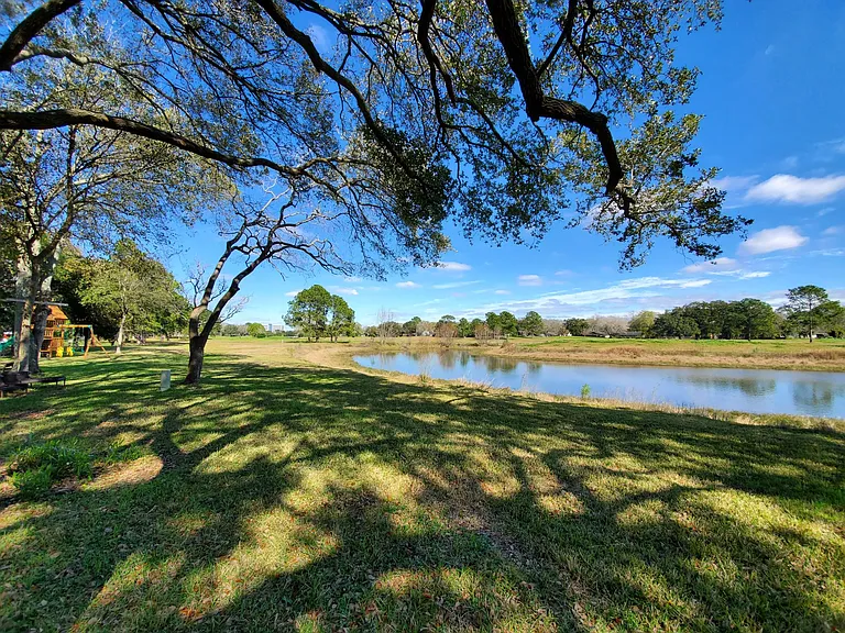1802 Fairwind Rd — Photo 47