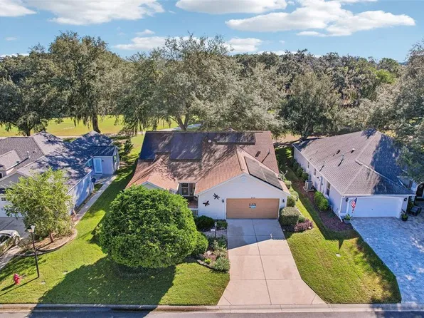 460 LOMA PASEO DRIVE, THE VILLAGES, FL 32159