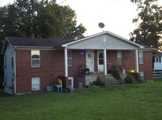 275 Temple Hill Rd #D, Glasgow, KY 42141