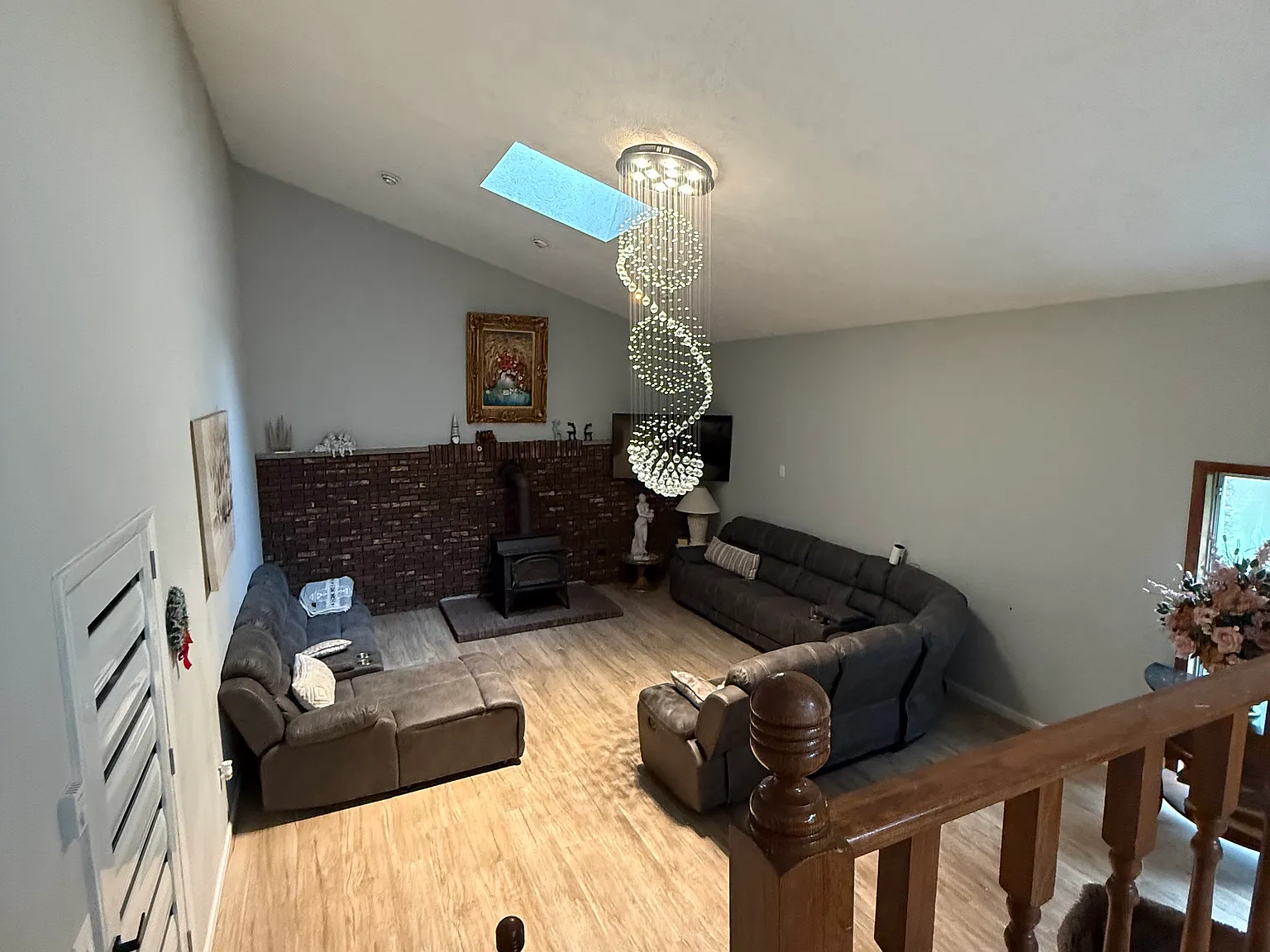 4 bed, 2321 sqft, $2,600 — Photo 4