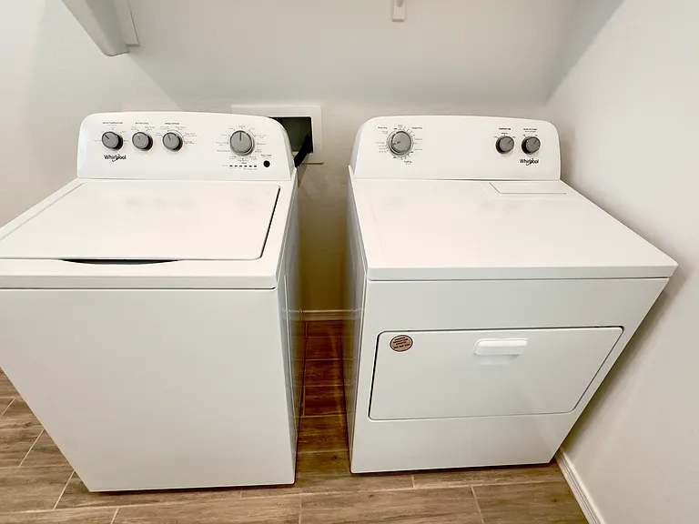 9459 E Sector — Photo 32